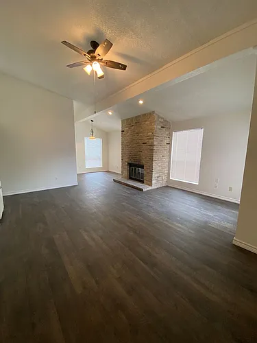 2401 Leon St #206 Photo 1