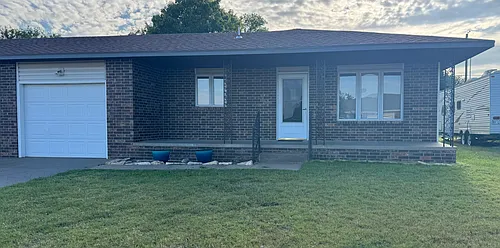 1319 Anthony Dr Photo 1