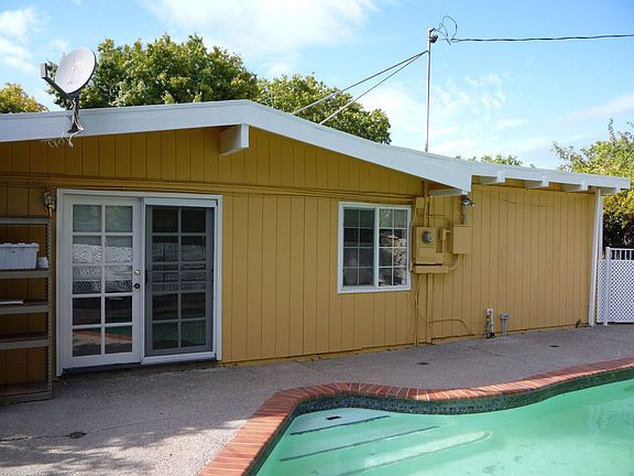 4th image of 10558 Gascoigne Dr