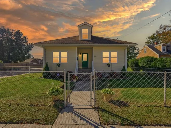 301 Powhatan Pkwy, Hampton, VA 23661