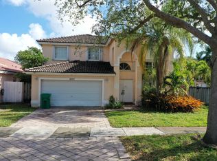 10357 SW 165th Ct, Miami, FL 33196