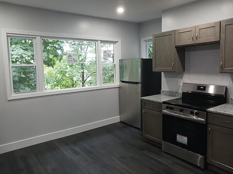 19 Rodney St #2 — Photo 4