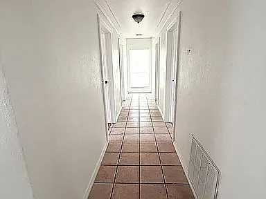 130 Forest Ave — Photo 14