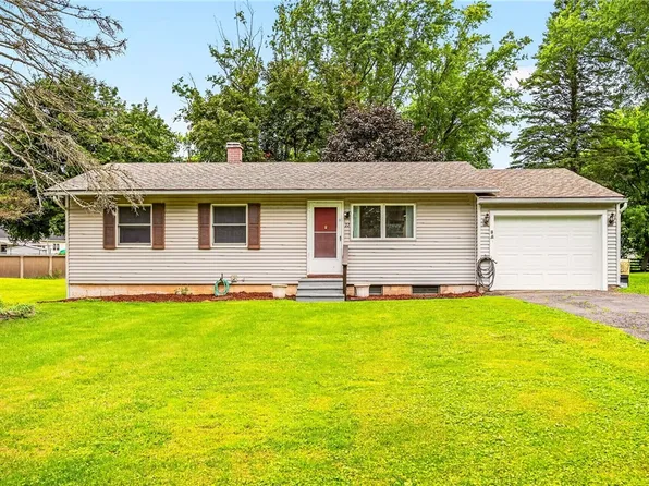 22 Alpine Way, Victor, NY 14564