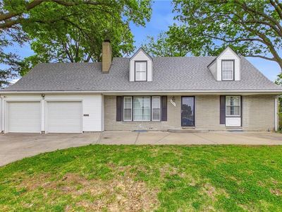 4937 NE Chouteau Dr, Kansas City, MO, 64119