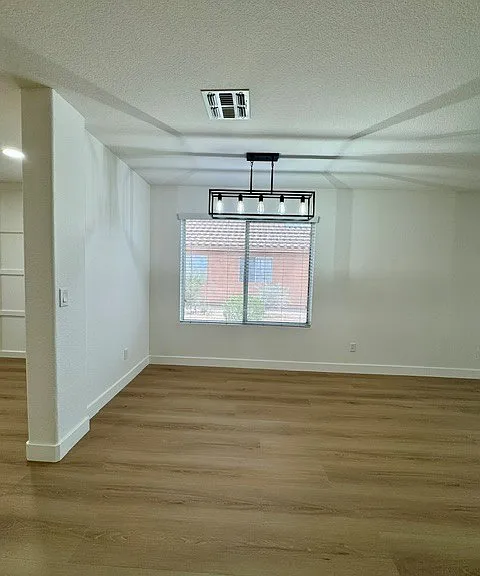 446 S 86th Pl — Photo 10