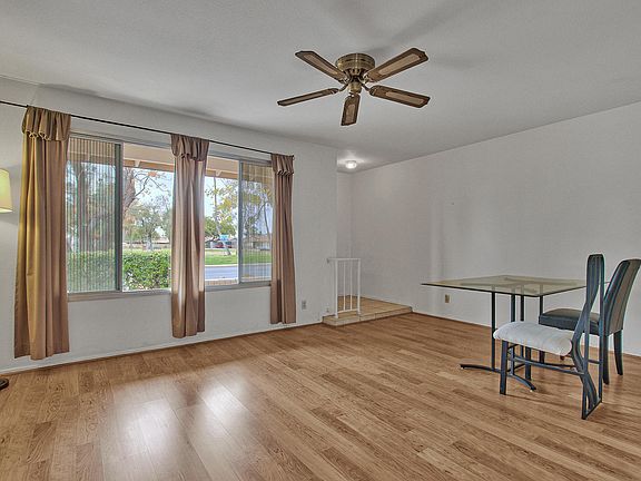 5th image of 2610 E Balboa Dr