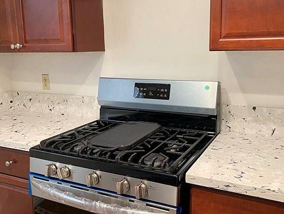 2nd image of 8328 Mission Dr Unit E