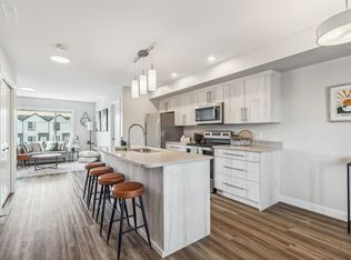 101 Clydesdale Way, Cochrane, AB T4C 0L6