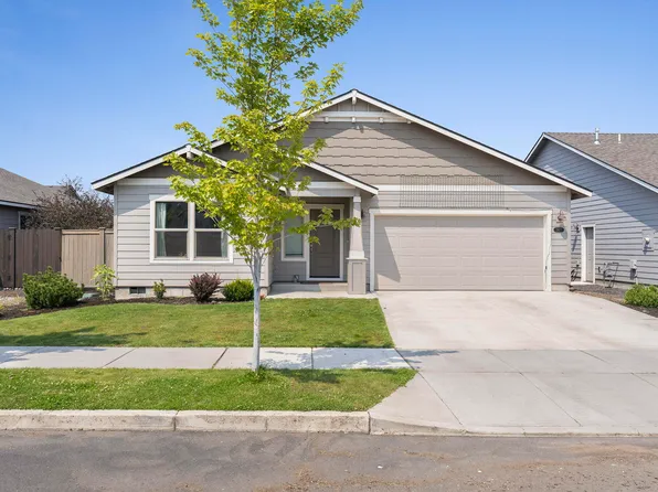2477 SW Newberry Loop, Redmond, OR 97756