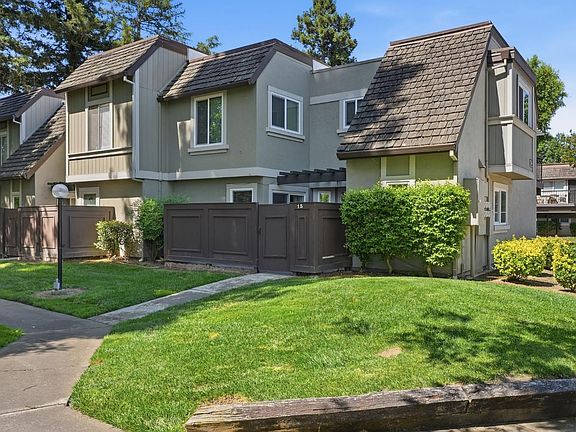 2nd image of 104 Luna Grande Cir Unit 15