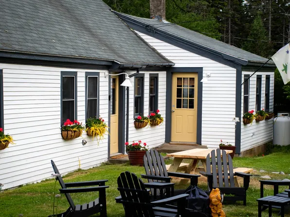 60 Marshall Point Rd, Tenants Harbor, ME 04860