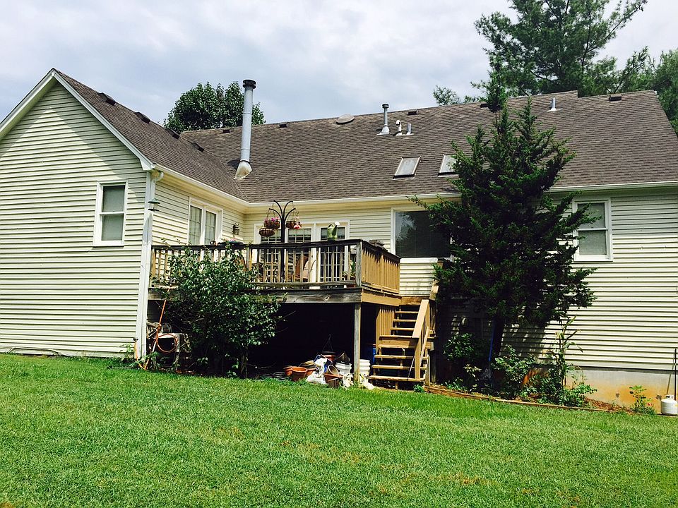2nd image of 235 Edgewood Ct