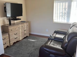 2400 Pine Ave, Long Beach, CA 90806