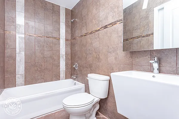Rented by MySpaceNYC | media 13