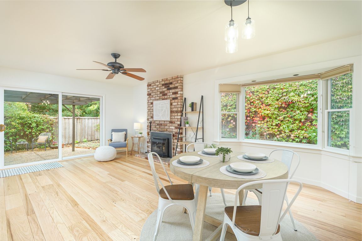 next background image