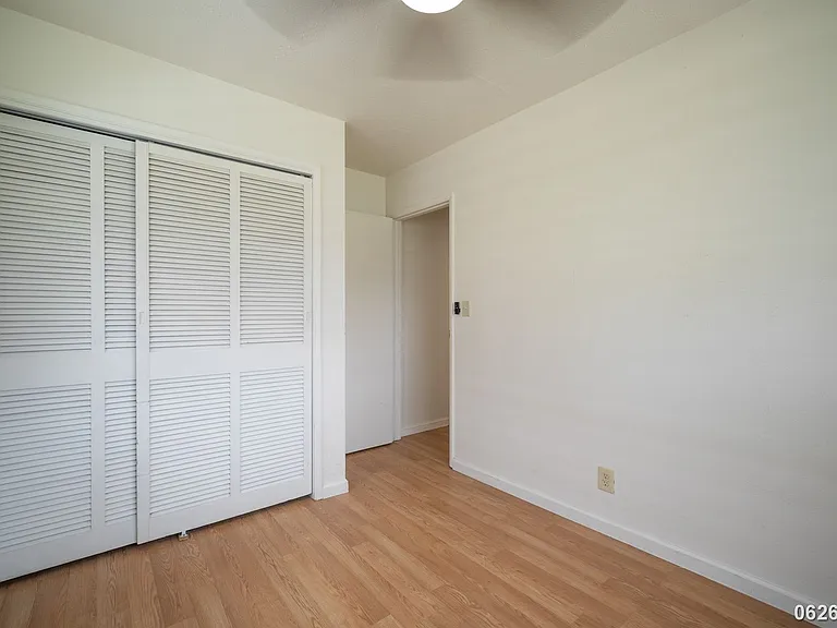 1725 Olona Ln — Photo 17