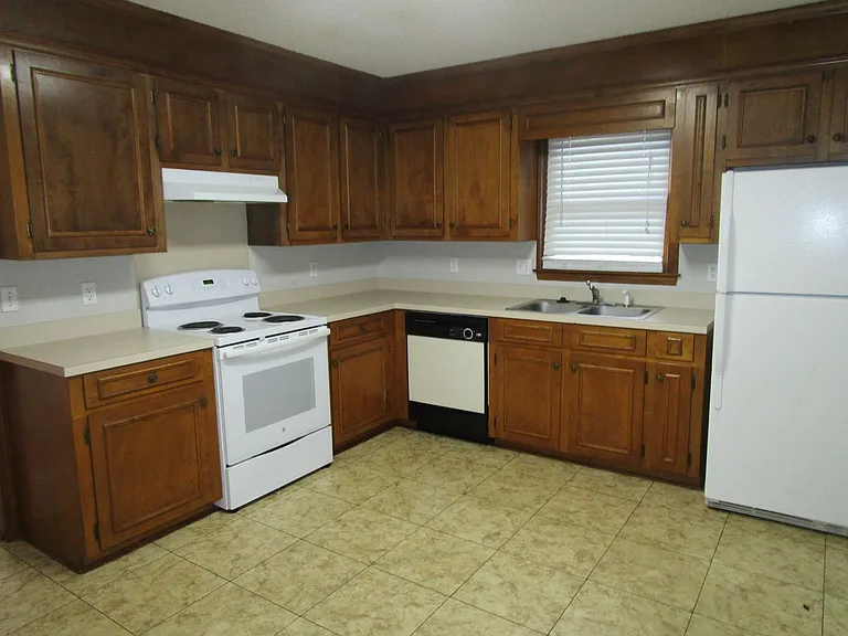 885 Grimble Ct — Photo 5