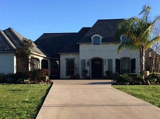 4354 Edgewater Dr, Lake Charles, LA 70605