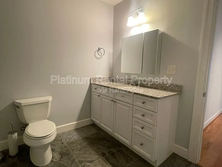 325 E Paces Ferry Rd NE #414 — Photo 13