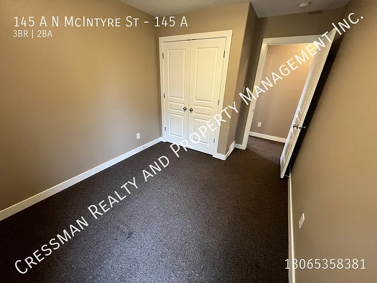 145 McIntyre St N #A — Photo 13