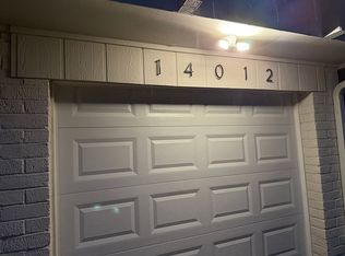 14012 Barretts Dr, Omaha, NE 68138