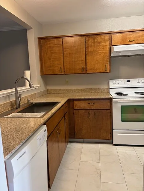 Building Photo - 2400 Eilers Ln #1907