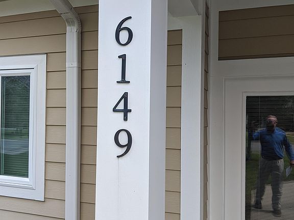 2nd image of 6149 N Imperial Pt