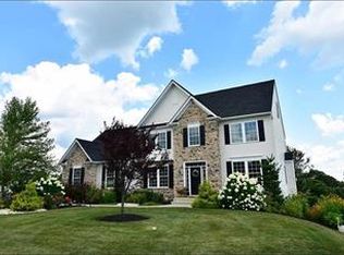 4631 Colleen Dr, Schnecksville, PA 18078