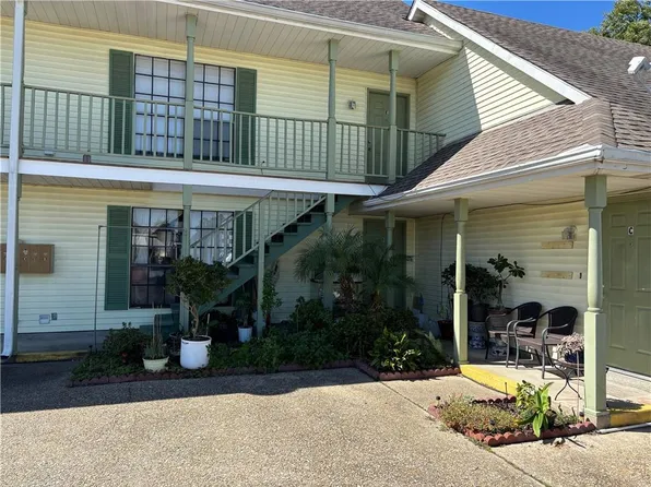 184 Crislaur Ave, Harahan, LA 70123