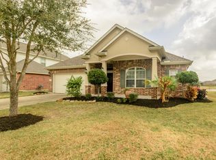 213 Bailey Brook Ln, Dickinson, TX 77539