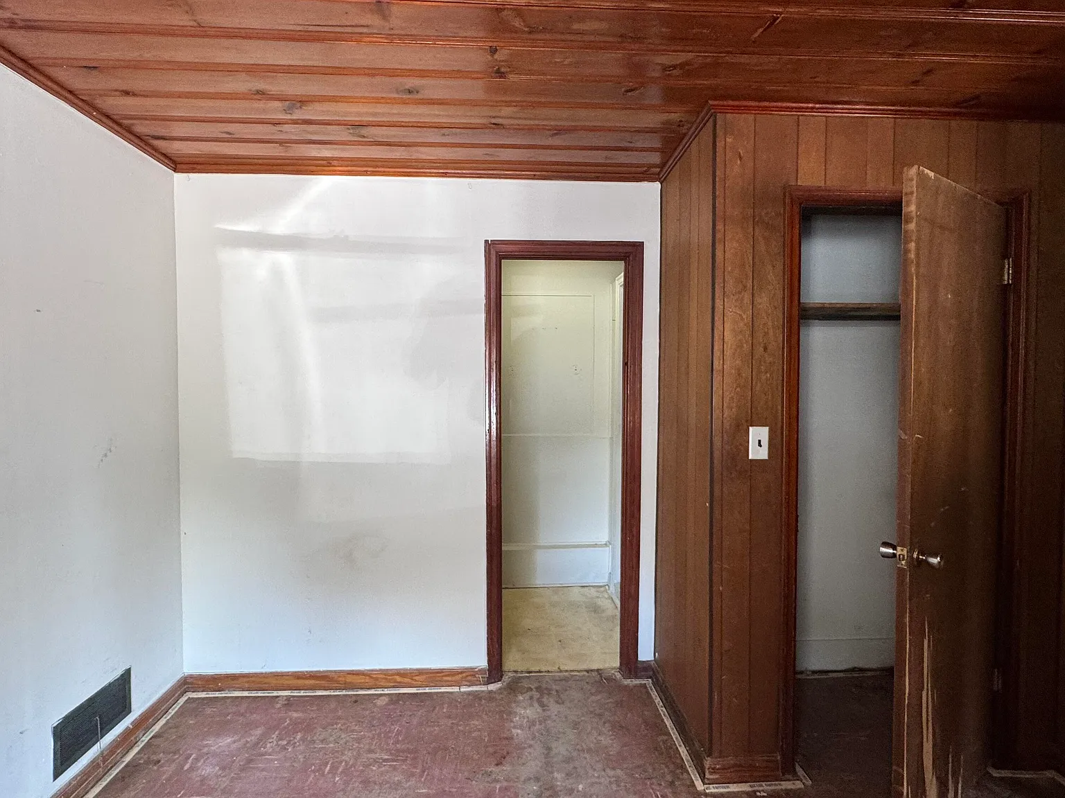 1 bed, $600 — Photo 1