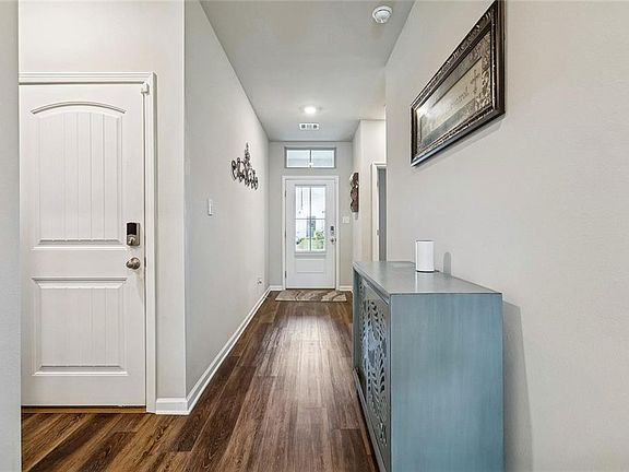 3rd image of 532 New Basin Rd