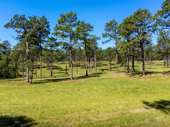 184 Youngs Road, Vass, NC 28394