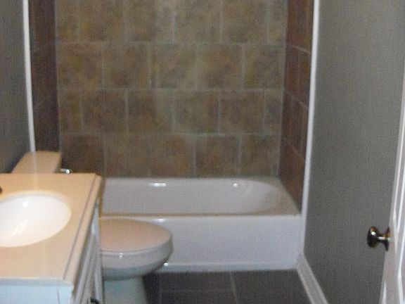 5th image of 3429 Jackson St
