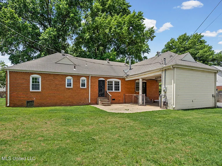 8846 Millbranch Rd — Photo 23
