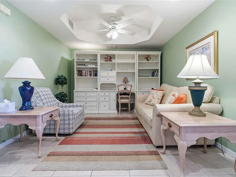 8921 Lake Dr #504 — Photo 9