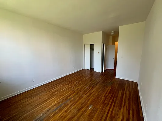 Rented by Manhattan Flats | media 14