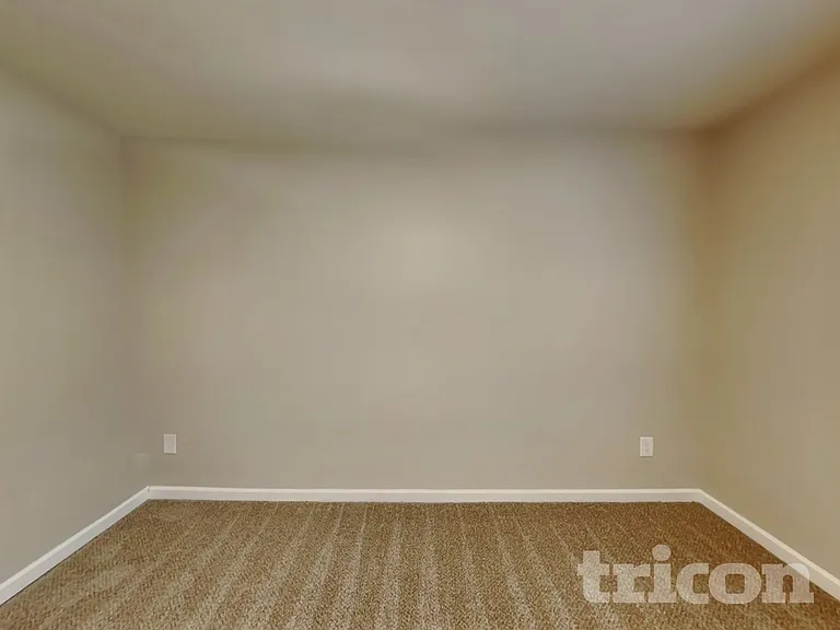 120 Ivy Bank Dr — Photo 12