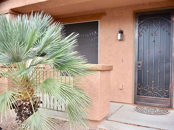 3rd image of 564 W Camino Parrilla
