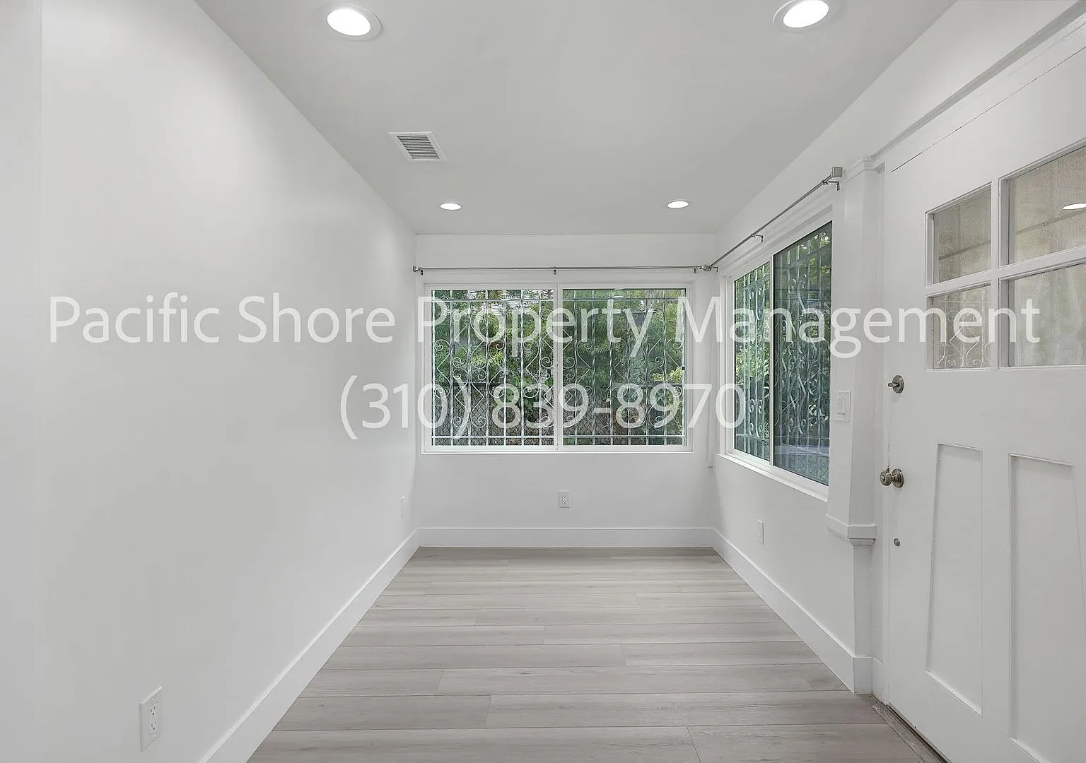 Remodeled 2-Bedroom, 2-Bath Home in Venice with Garage & Fenced Yard — Photo 4
