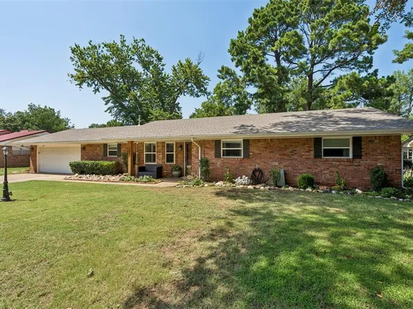 2657 Brentwood Dr, Norman, OK 73069