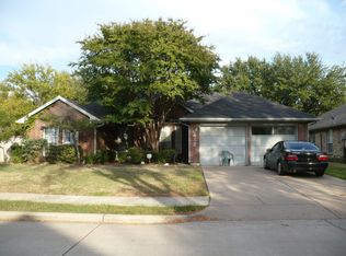 4412 Rosedale Dr, Grand Prairie, TX 75052