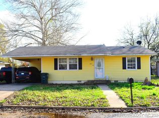207 N Sunset Dr, Madill, OK 73446