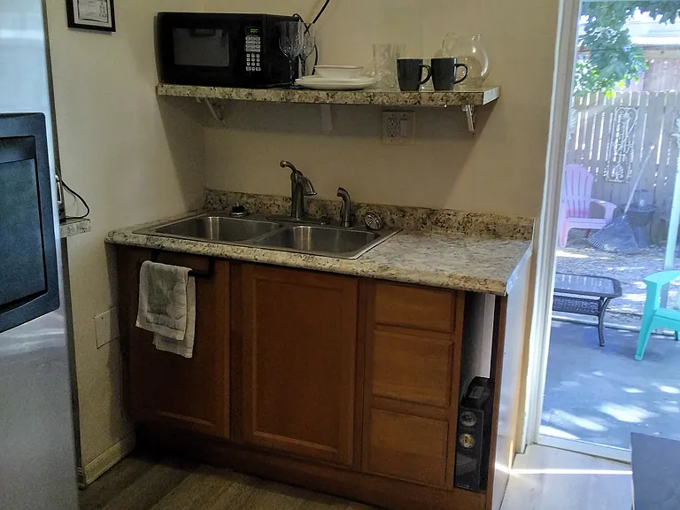 3048 Lunar St #7 — Photo 7