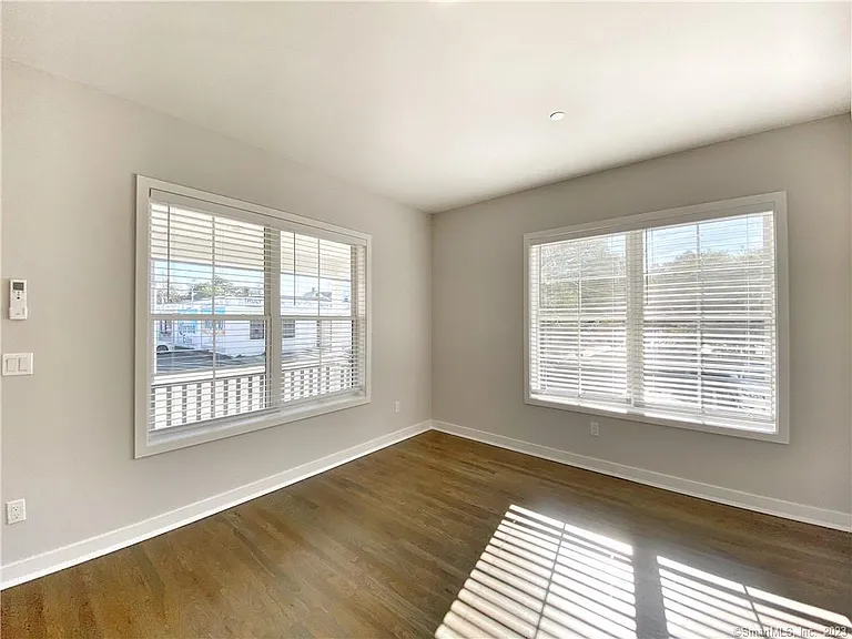 4 Berkeley St #2 — Photo 2