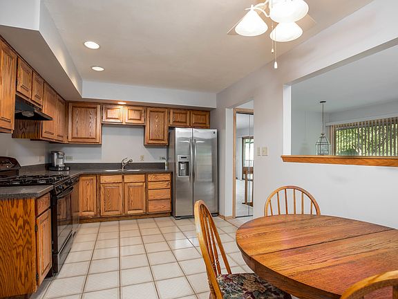2nd image of 8328 Woodland Dr #8328
