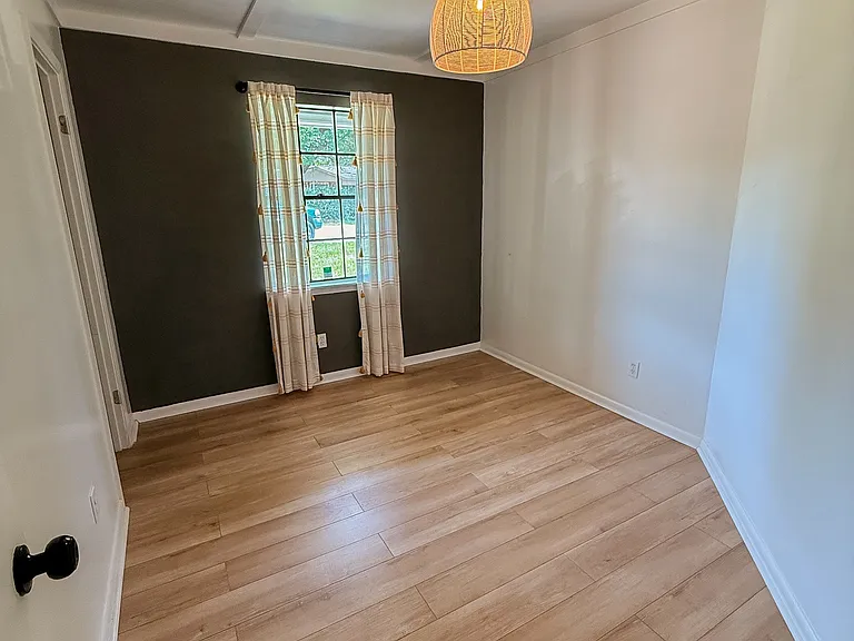 4093 E Johnson Ave — Photo 12