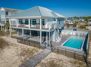 908 E Gorrie Dr, Eastpoint, FL 32328