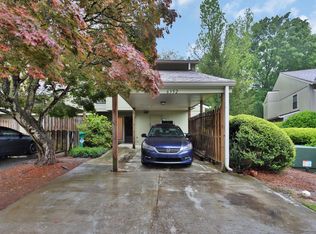 6352 Hawthorne Ter, Peachtree Corners, GA 30092